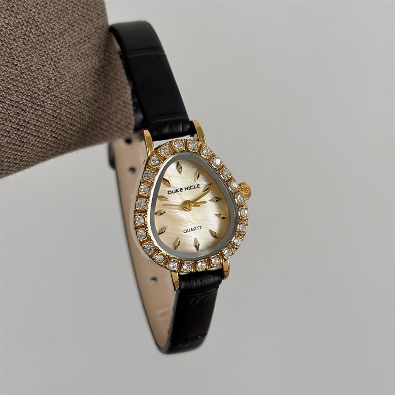 Luxury Watch Gold And Black - Luxury Women's Quartz Watch Gold Oval