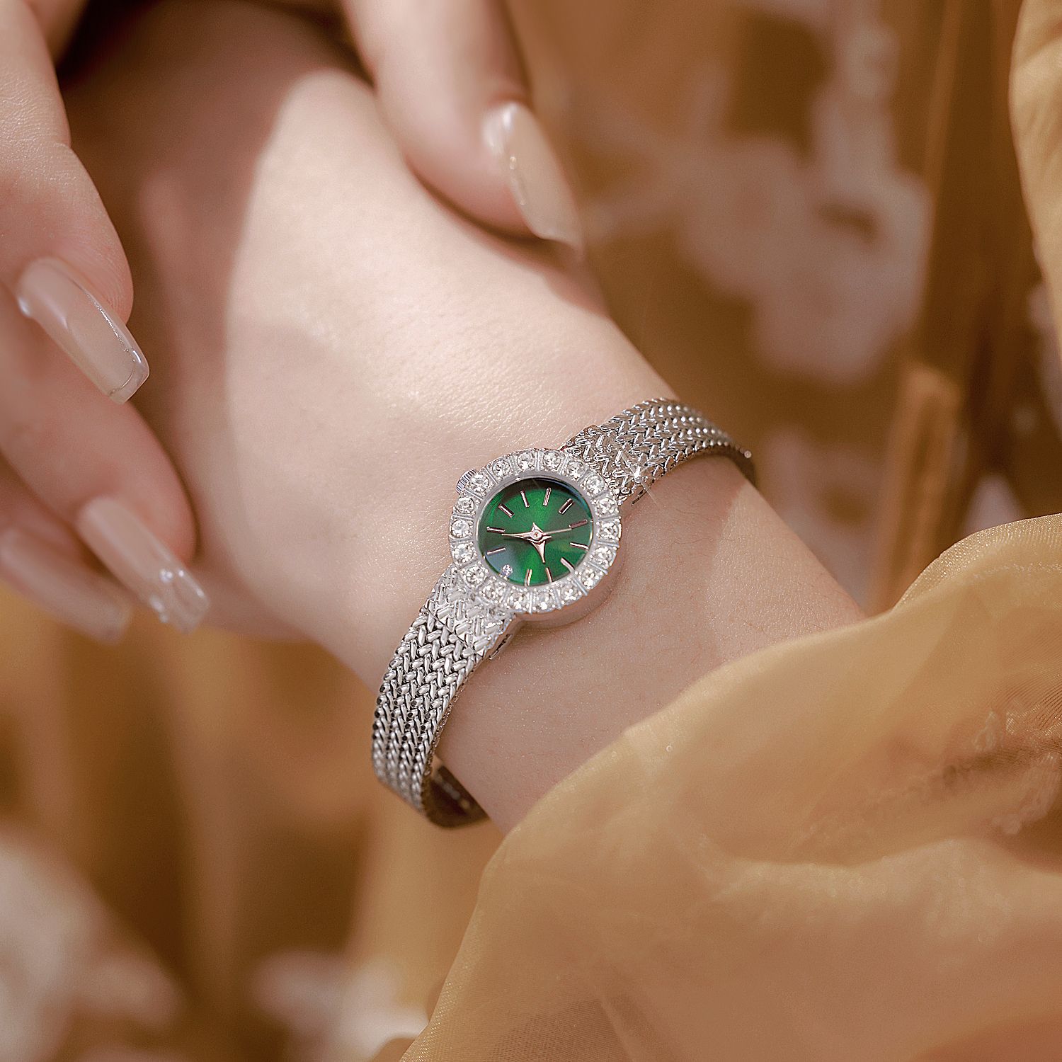 Vintage Women's Wristwatch Lux - Luxury Watch Vintage ulasan dan harga