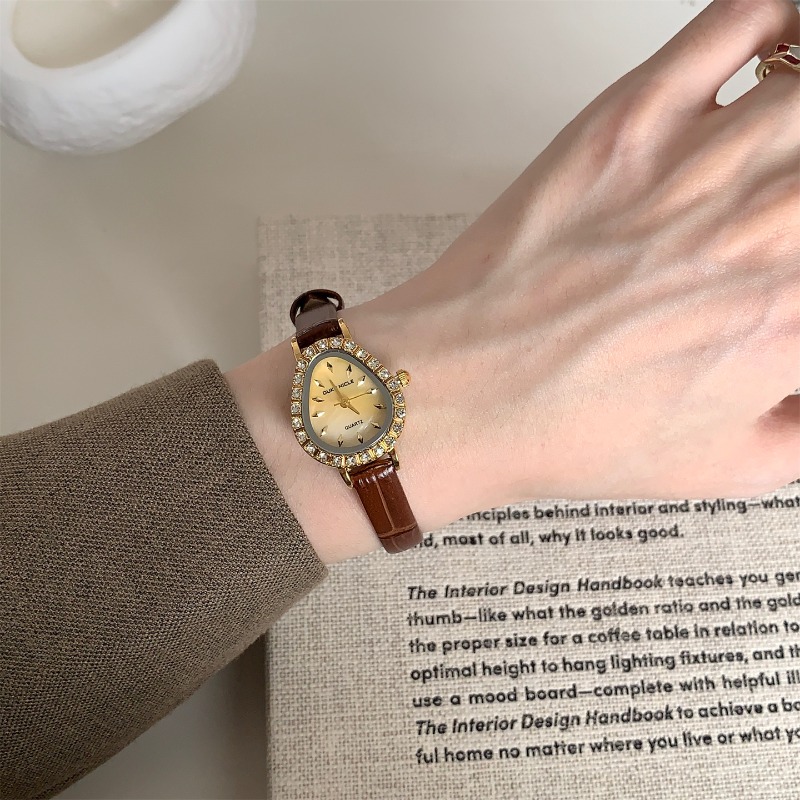 Luxury Women's Quartz Watch Go - Luxury Watch Gold And Black ulasan dan harga