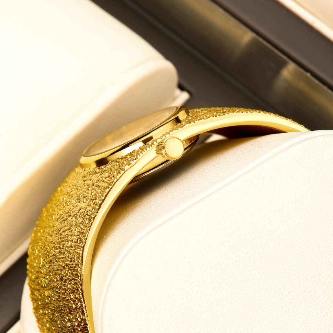 YaLaLuSi Textured Wide Gold Cu - Luxury Watch Vintage ulasan dan harga